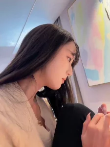 约了一个精神小妹，但是小妹屁股很大